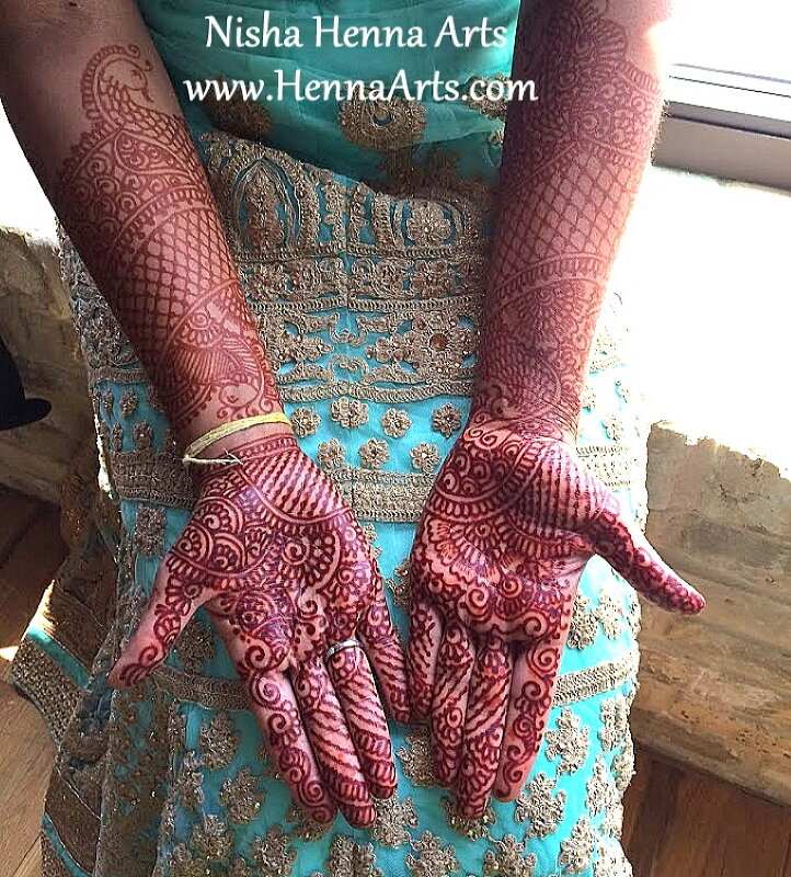 Wedding henna mehndi designs for a bride by Nisha Henna Arts